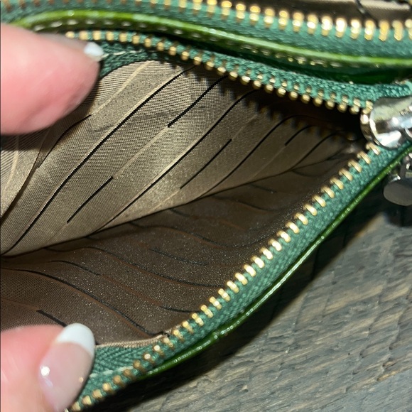 Green Leather Coin Purse Zip Key Ring‎ Silver Heart Zippers - Picture 9 of 9